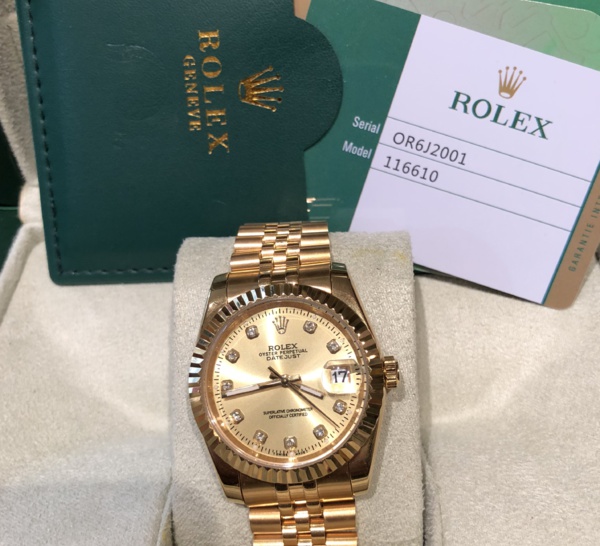 Fausse ROLEX sur internet.